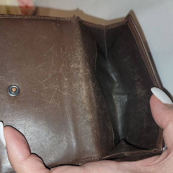 Authentic Gucci short wallet - Picture 6 of 11